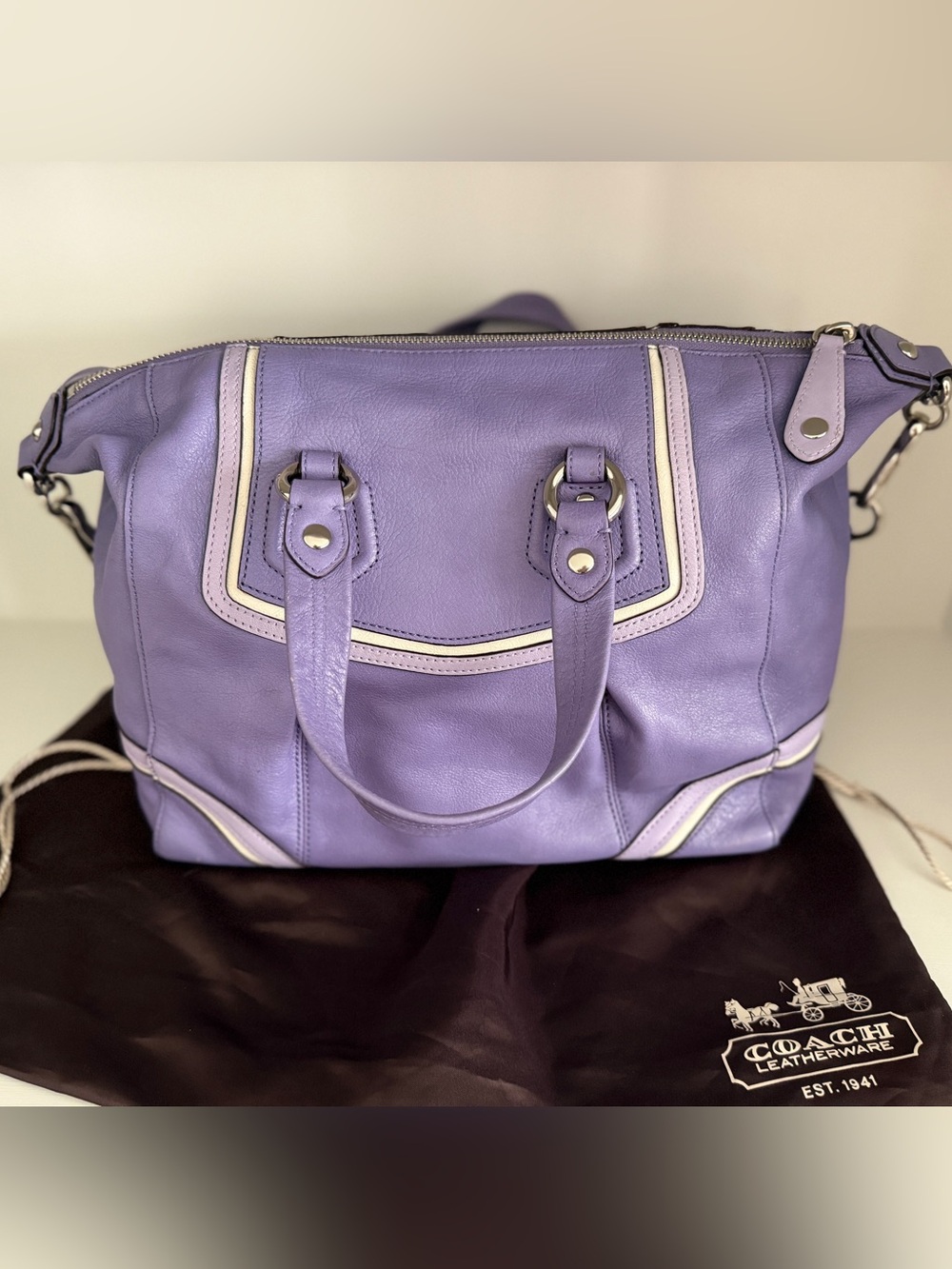 COACH Lavender Purple Leather Tote with Pale Pink Trim - Picture 3 of 12